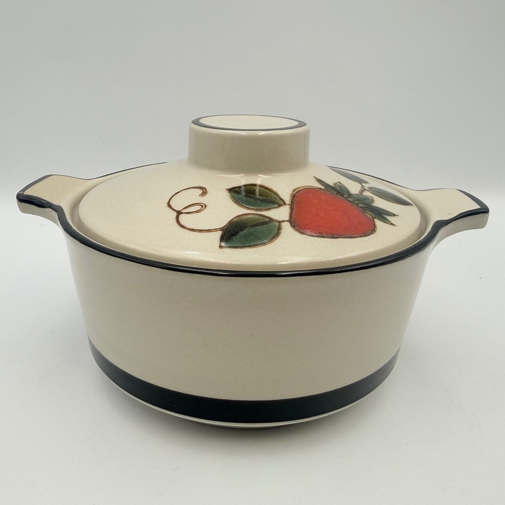 Vintage Strawberries Stoneware Lidded Casserole Dish Japan 4112 Retro MCM Baker